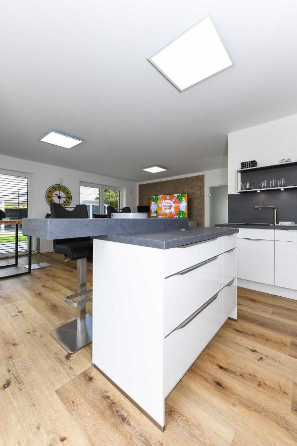 Ferienhaus Friesentraum إِزينتْس المظهر الخارجي الصورة